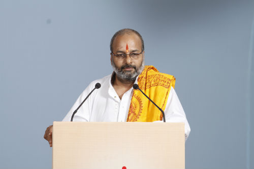 H.H. Vijaykumar Deshmukh Maharaj
