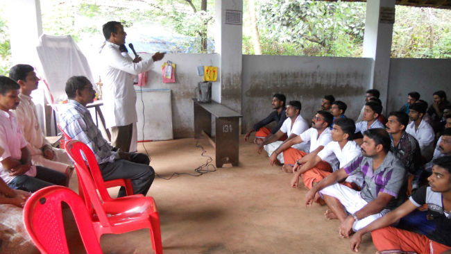 Shri. Nandkumar Kaimal of HJS addressing to the audience Shri. Nandkumar Kaimal of HJS addressing to the audience