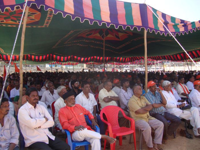 Hindus mostly came from the states of Andhra Pradesh, Tamil Nadu and Karnataka