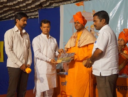 Shri. Prashant Ashtekar being felicitated Shri. Prashant Ashtekar being felicitated