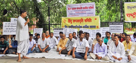 Shri. Sudhendu Talukdar (On left side) while expressing his views during demonstrations at Delhi
