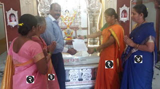 Representation being submitted to Shri. Amar Kavalekar on behalf of ‘Ranaragini Division’ by 1. Sou. Rajashree Gadekar, and from left – 2. Sou. Sharvani Agarwadekar; 3. Sou. Shubha Sawant and 4. Sou. Anjali Nayak