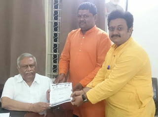 HJS volunteers extending invitation to BJP’s Shri. Yogesh Gogavale 