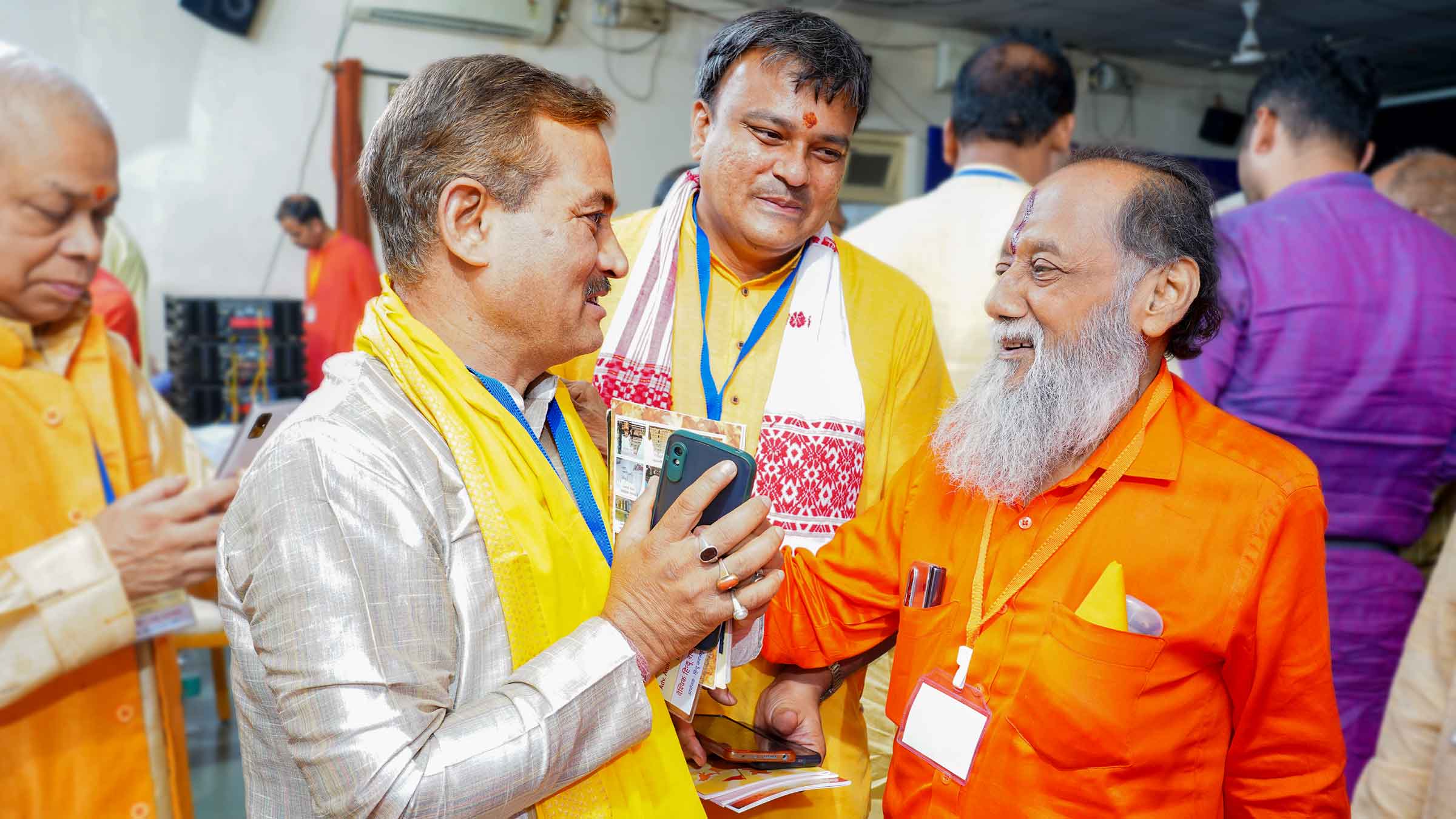 Overwhelmed upon meeting H.H. (Adv.) Hari Shankar Jain