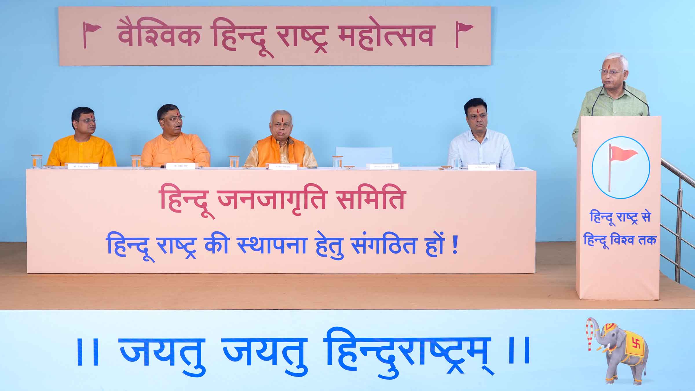 Adv. Arun Kumar Gupta (Nyaya Mitra, Allahabad High Court, Uttar Pradesh) presenting his views on - 'The science underlying the importance of River Ganga and the efforts made accordingly.'