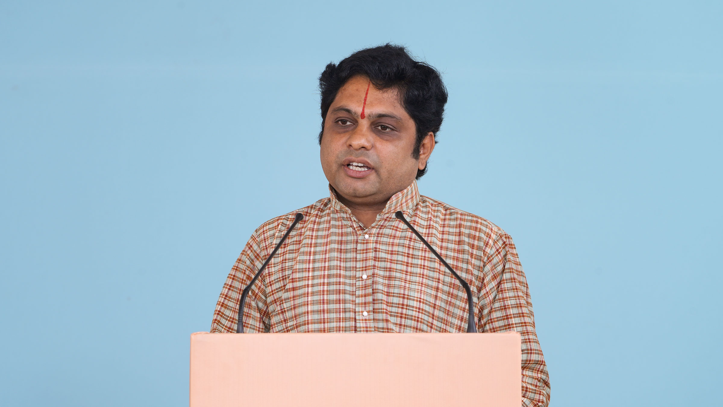 Mr Anup Jayswal (Secretary, Devasthan Seva Samiti, Vidarbha, Maharashtra) sharing about the tasks being performed for the welfare of temples by the Devasthan Seva Samiti