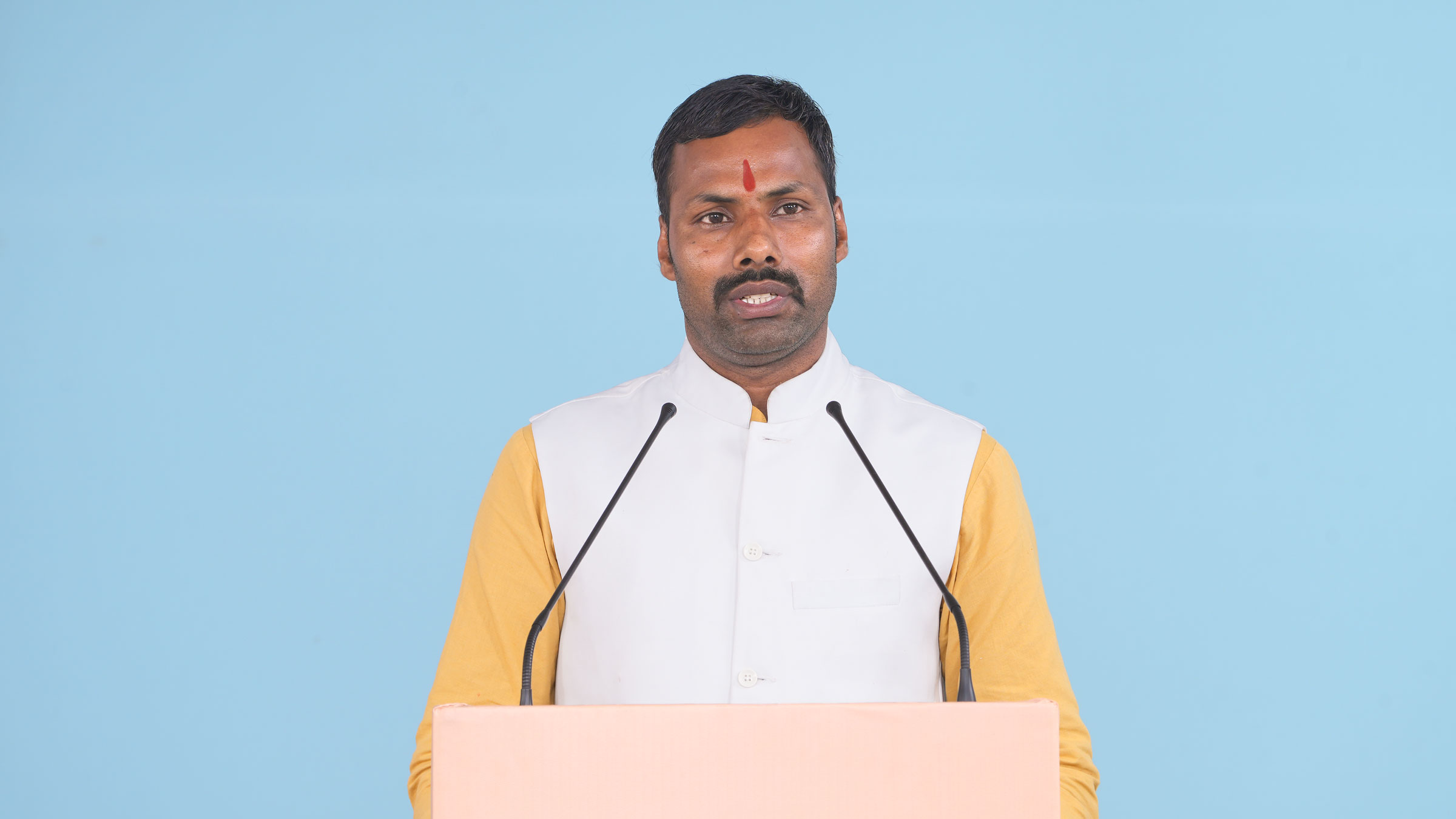 Mr Krishna Gurjar (State Security Chief, Bajrang Dal, Haryana) explaining the special efforts made by the Bajrang Dal to protect Hindus in Haryana