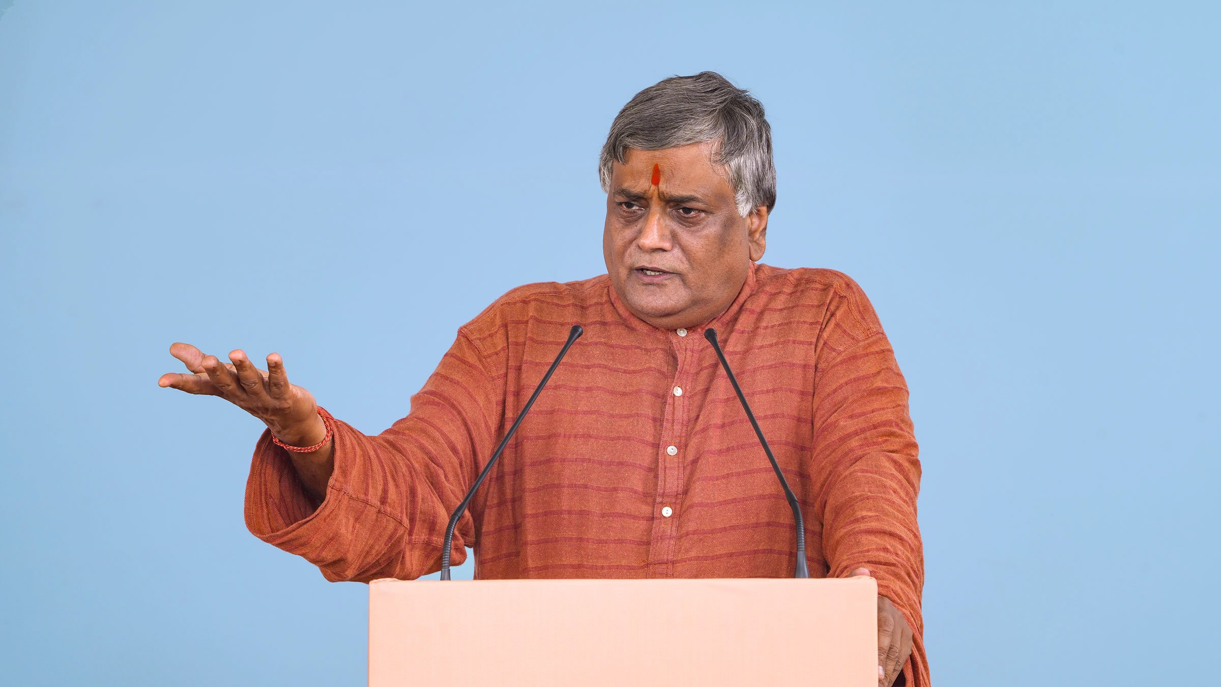 Mr Anil Dhir (Convener, Indian National Trust for Art and Cultural Heritage, Bhubaneswar, Odisha) speaking on the misplaced policies of pro-Hindu political parties and their responsibilities with regards to establishing the 'Hindu Rashtra'