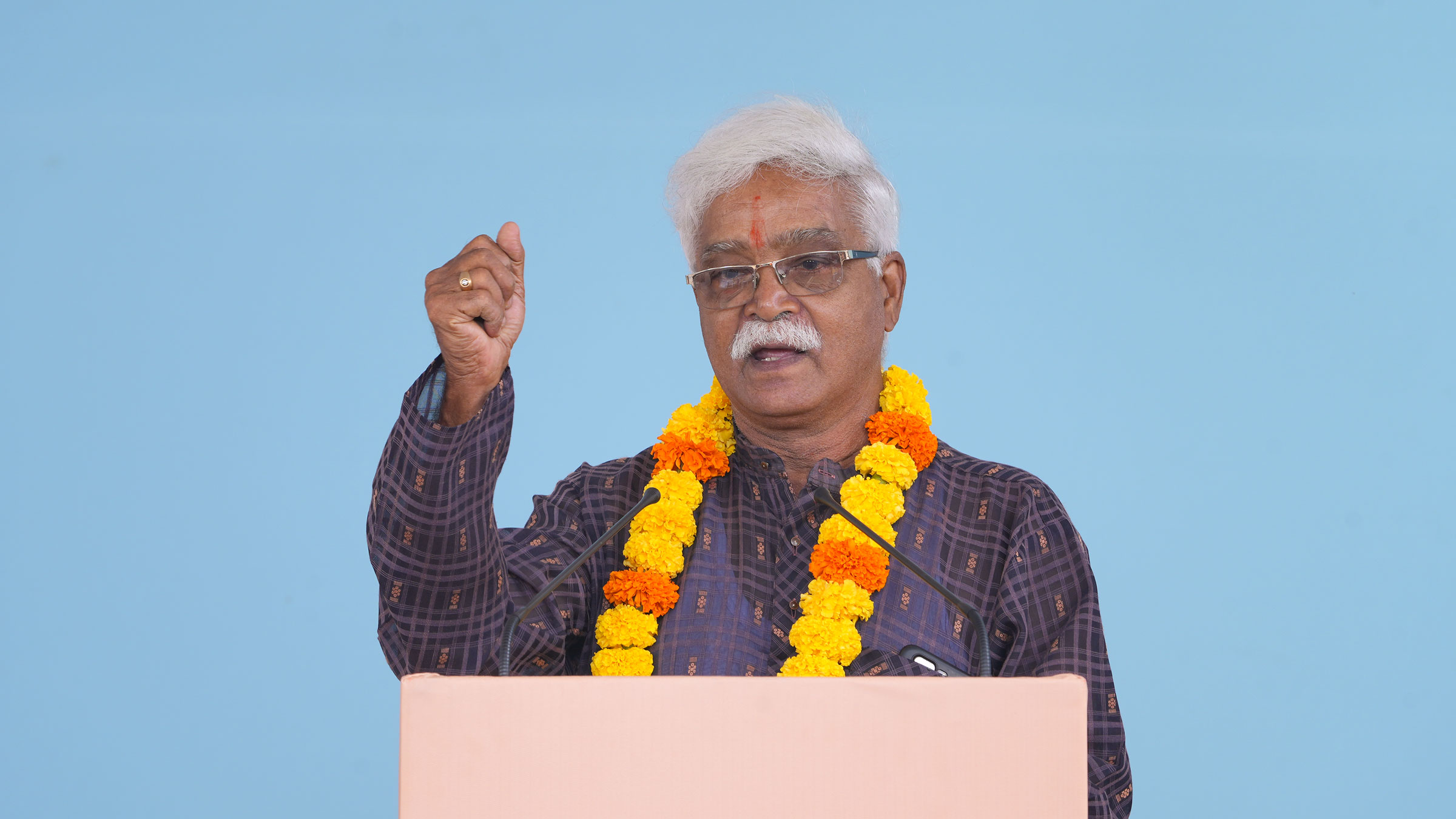 Mr Avdhoot Kunkalle (Attorney, Shri Ramnath Devasthan, Bandiwade, Goa) sharing his thoughts on the Nation and Dharma