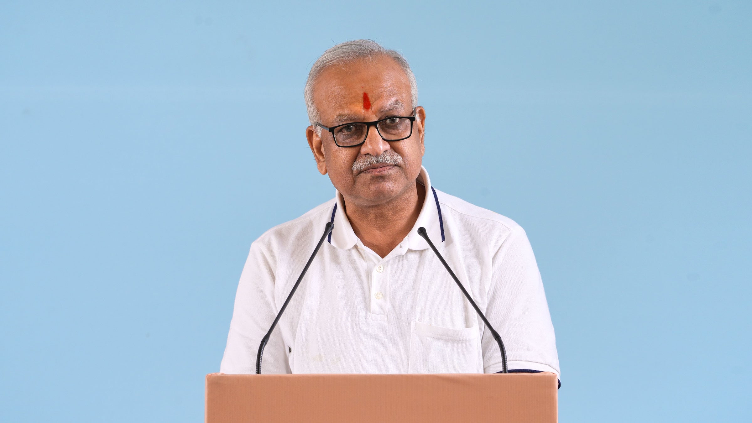 While expressing gratitude, Mr Ravi Shankar Jhunjhunwala (Businessman, Varanasi, Uttar Pradesh) said - Whatever I do to serve the Nation and Dharma is by Ma Bhagwati’s grace, She gets things done through me.