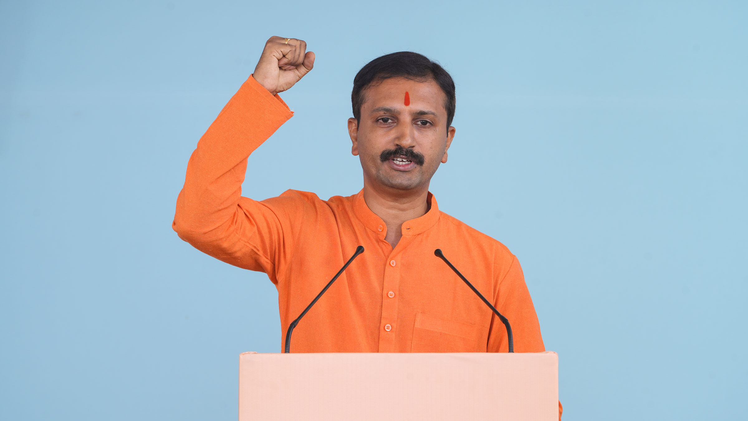 In the concluding session of the ‘Vaishvik Hindu Rashtra Mahotsav, Mr Guruprasad Gowda (State Coordinator, Hindu Janajagruti Samiti, Karnataka) thanking all those who contributed directly or indirectly to its success