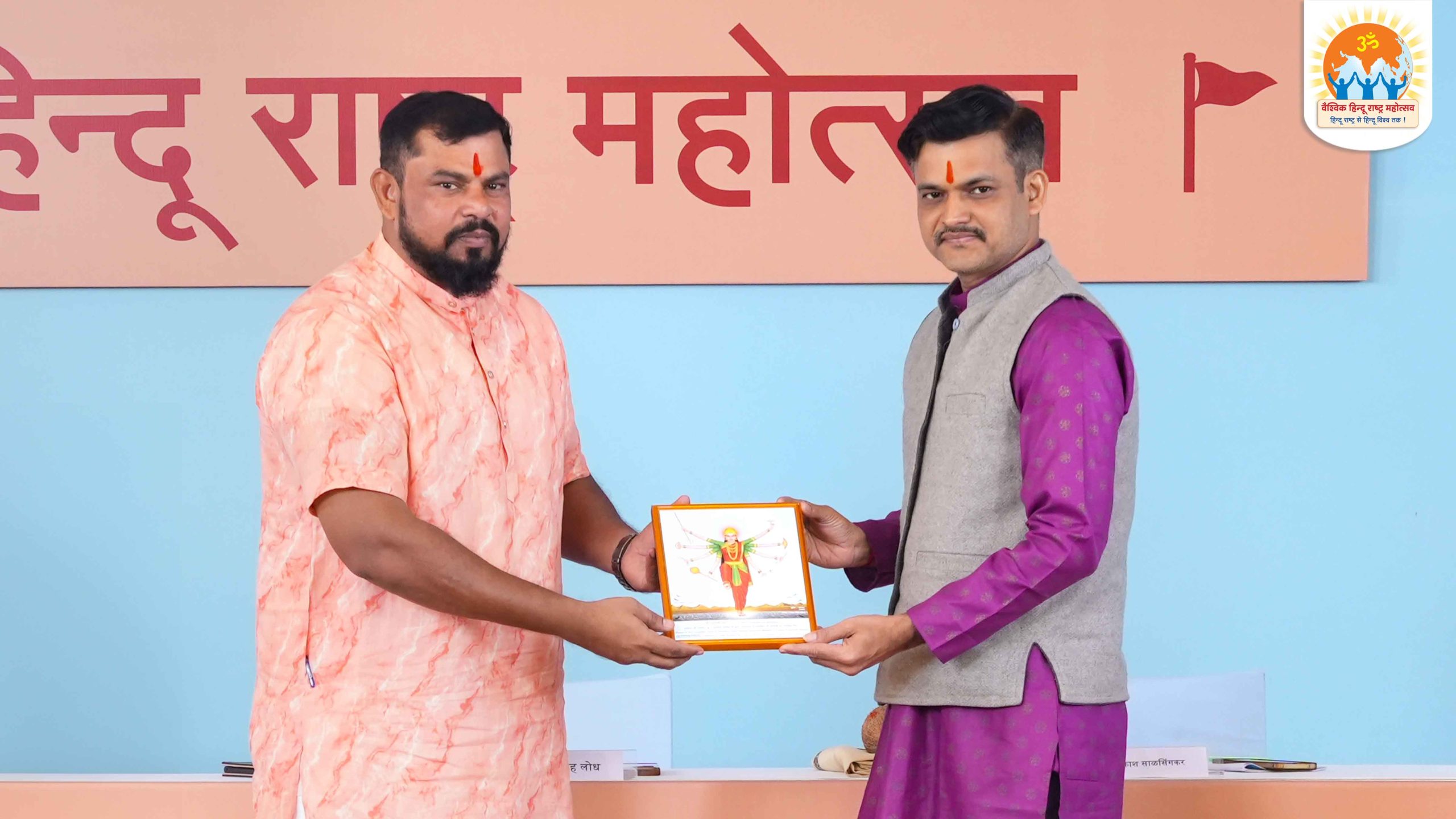 Felicitation of Adv. Prakash Salsingkar, a fierce and staunch Hindu Advocate, who represented the innocent Hindu activists framed in the 'Dabholkar Murder Case' that resulted in their acquittal